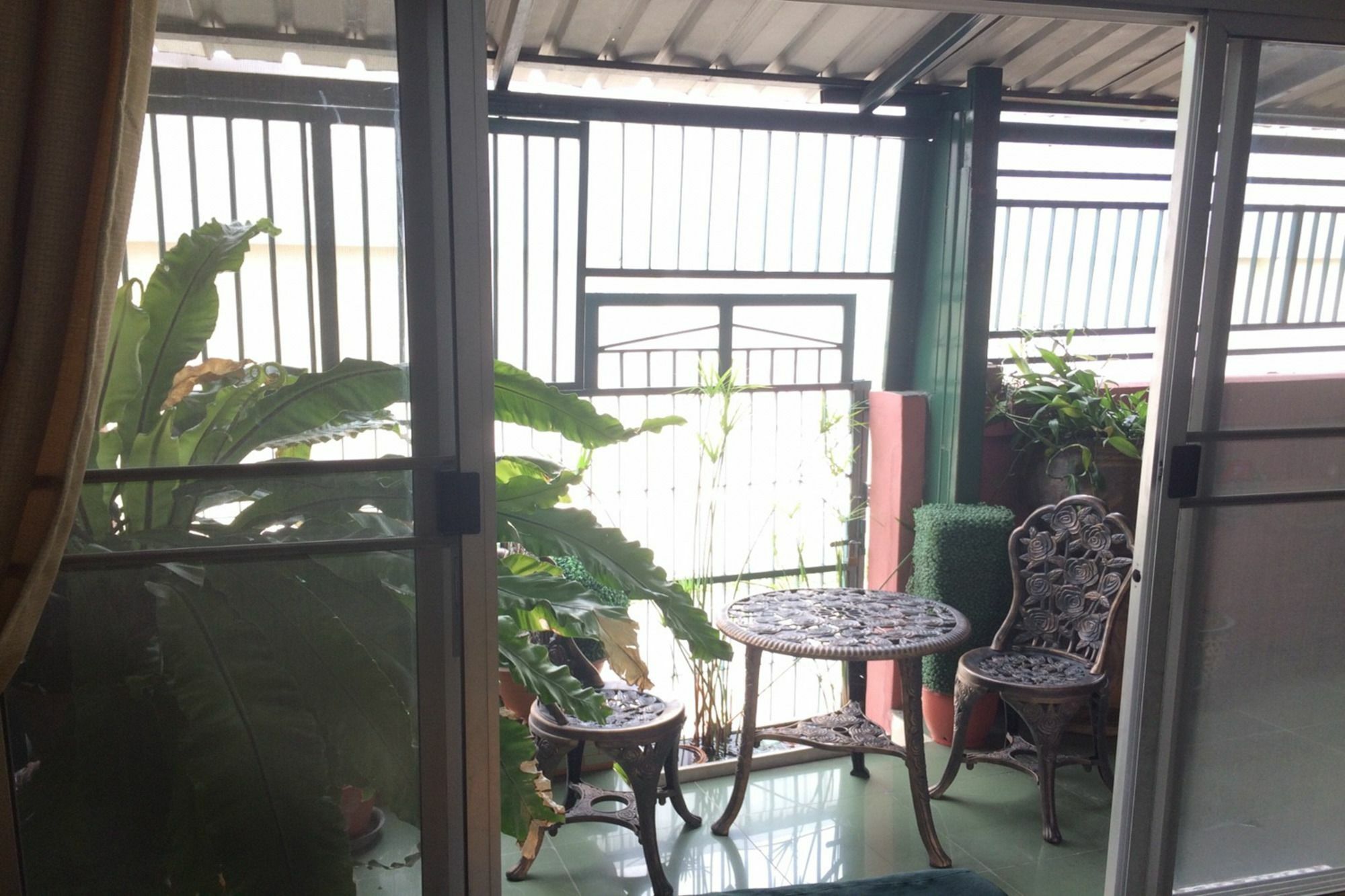 Baan Khun Mae Apartment Bangkok Exterior photo