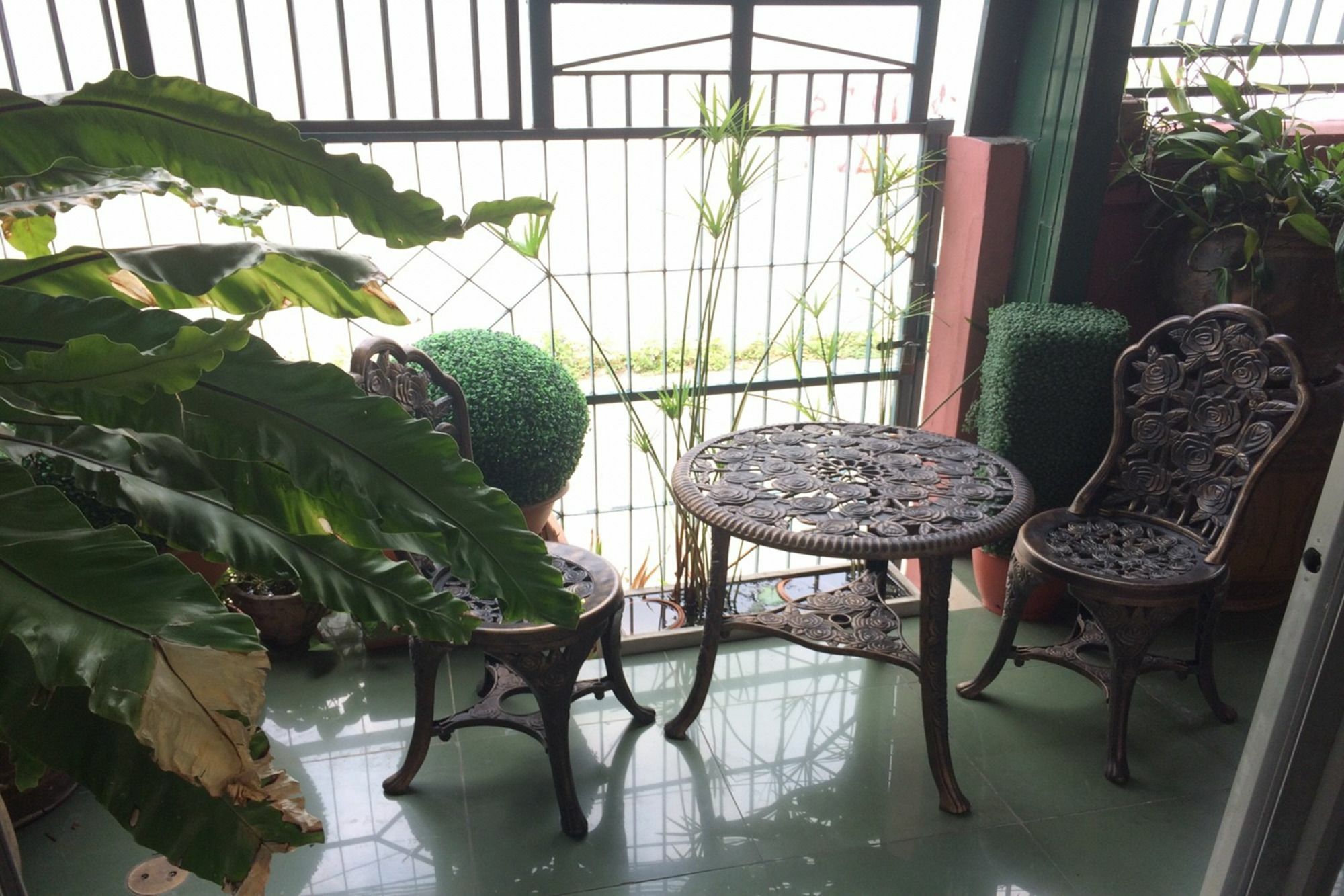 Baan Khun Mae Apartment Bangkok Exterior photo